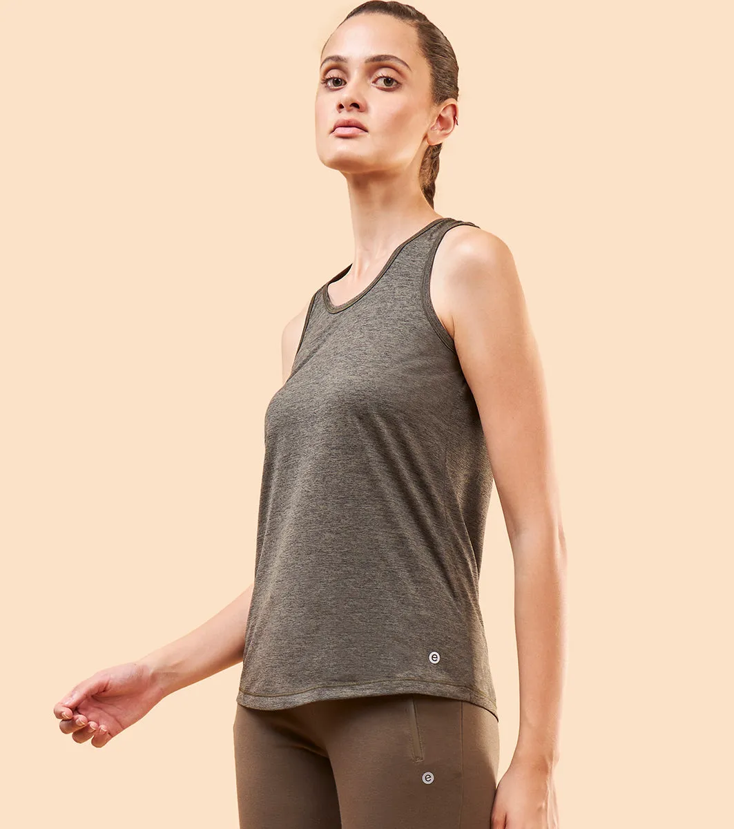 Athleisure- A308
BASIC WORKOUT TANK | DRY FIT RACER TANK WITH REFECTIVE GRAPHIC
RELAXED FIT | REGULAR LENGTH