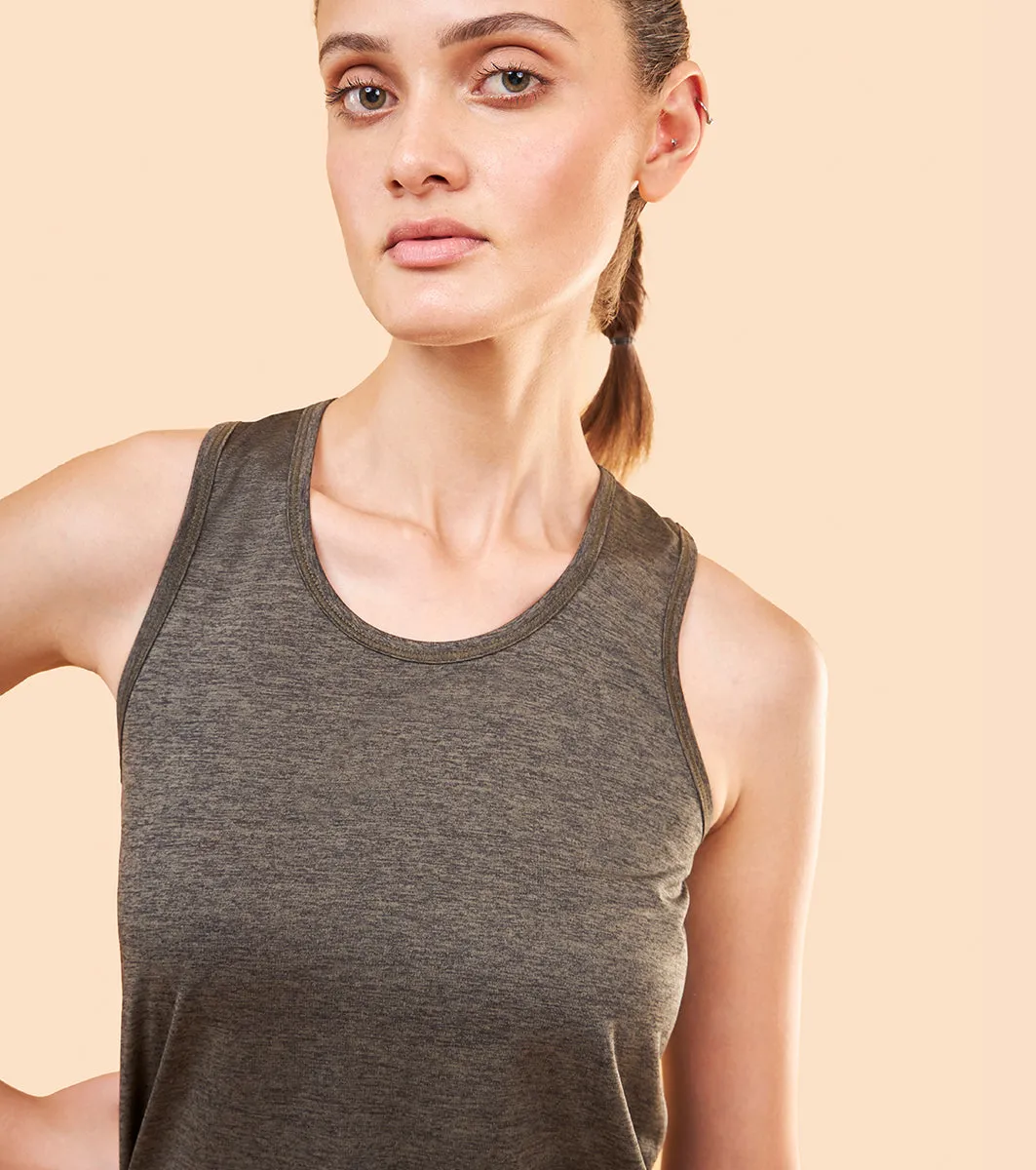 Athleisure- A308
BASIC WORKOUT TANK | DRY FIT RACER TANK WITH REFECTIVE GRAPHIC
RELAXED FIT | REGULAR LENGTH