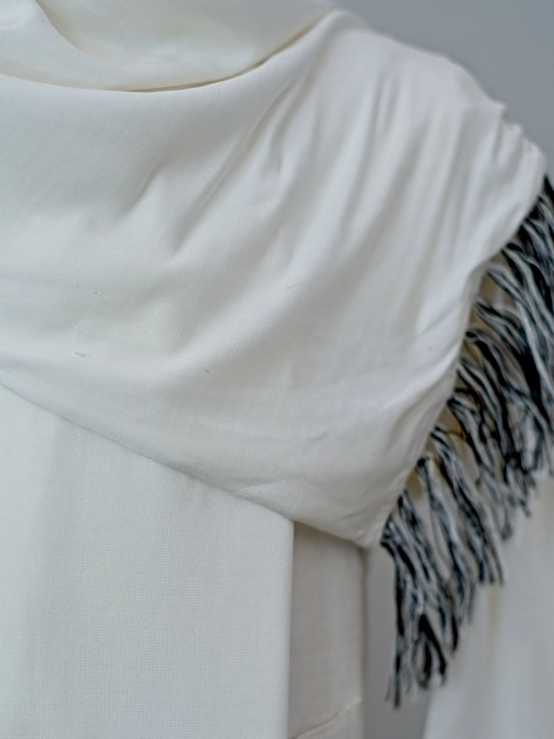 Men's Vintage 1960s White Rayon Knit Evening Scarf • Monogram 'M'