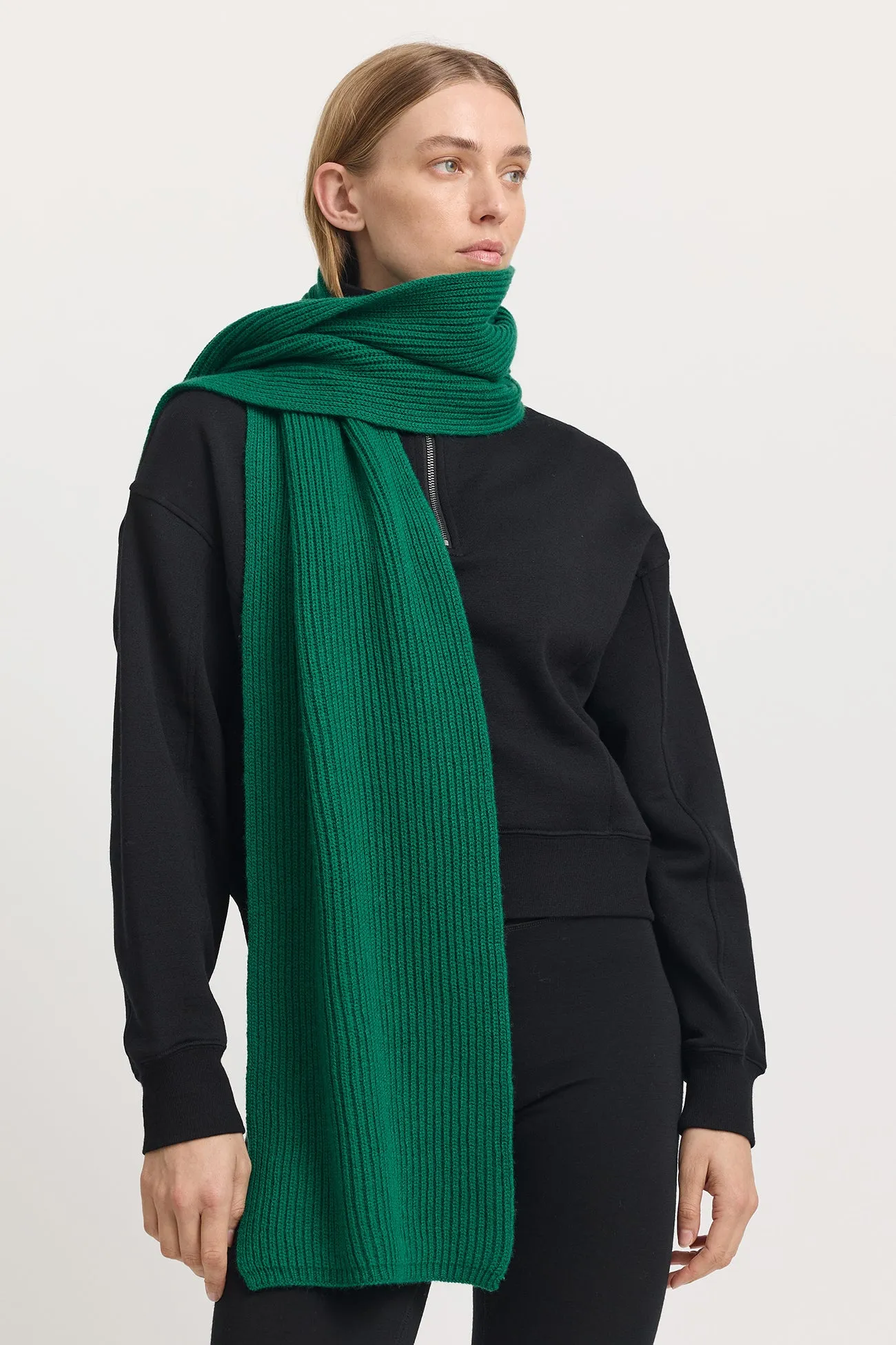 RIB KNIT SCARF