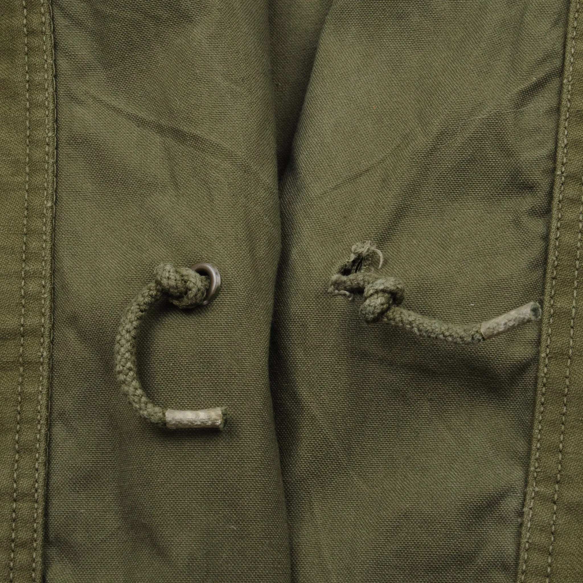 VINTAGE US ARMY M-1965 M65 FIELD JACKET 1967 VIETNAM WAR SIZE MEDIUM LONG
