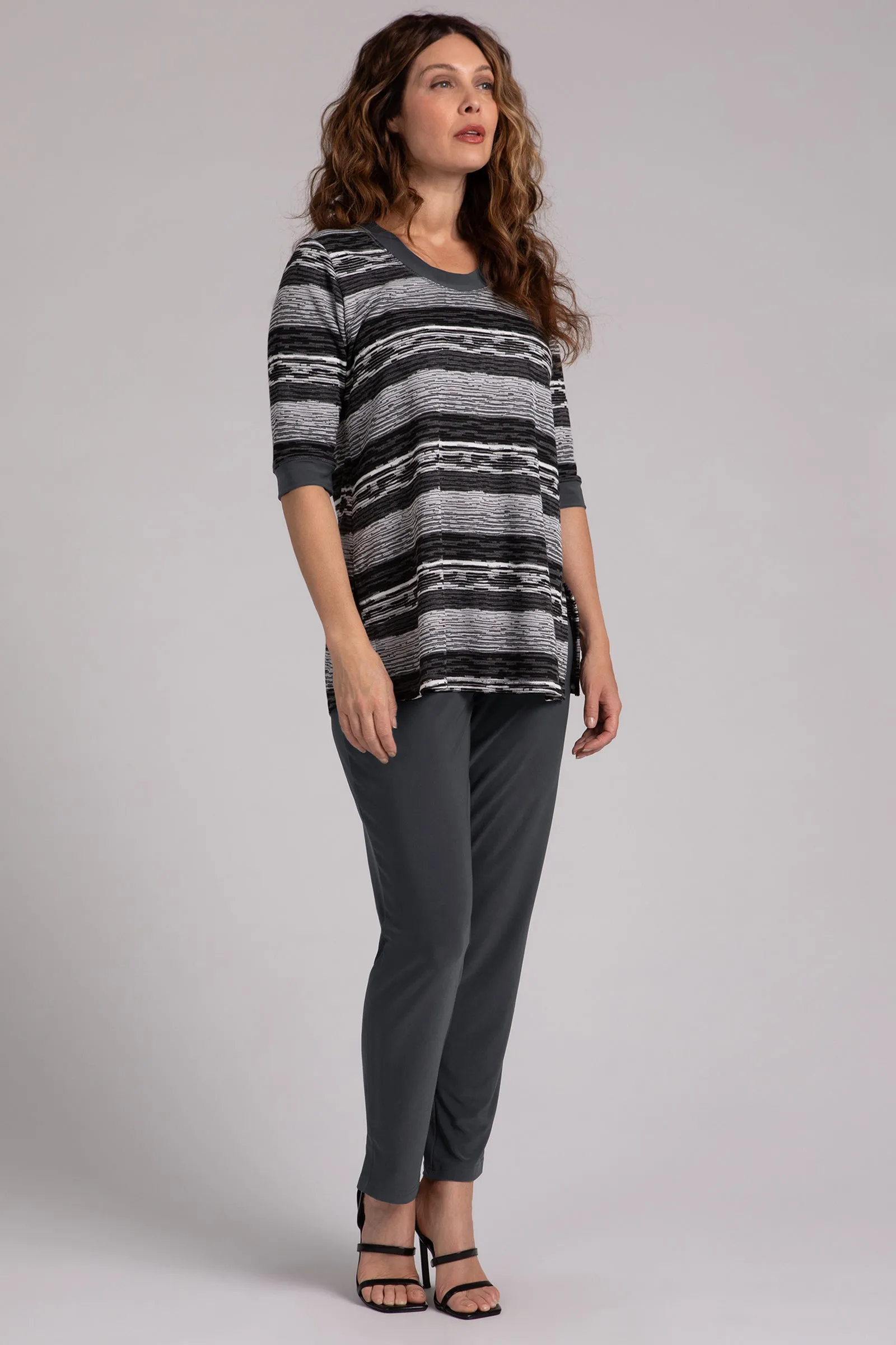 Wavy Stripe Deep Scoop Go To Tunic | Wavy Stripe