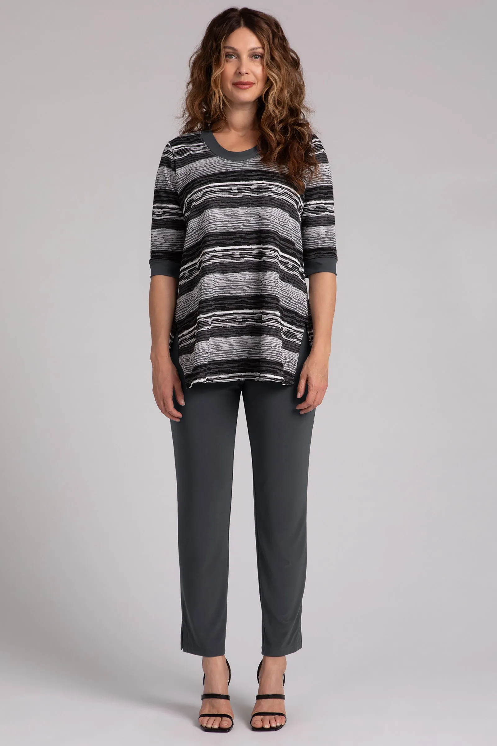 Wavy Stripe Deep Scoop Go To Tunic | Wavy Stripe